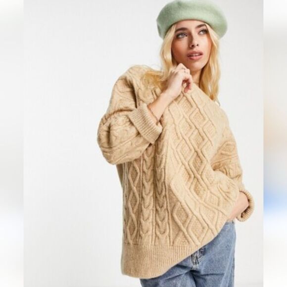 Stradivarius oversized cable detail sweater camel Oversized Fisherman Size S - Picture 1 of 14